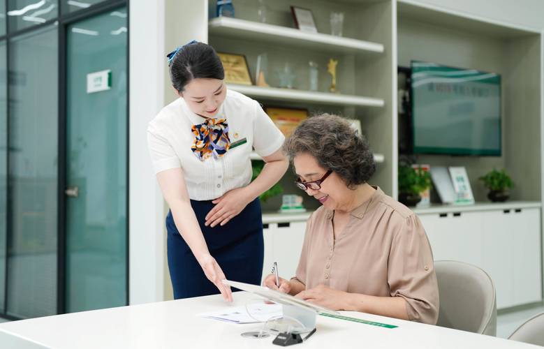泰禾医保卡怎么取现银行卡余额，很多人都搞错了